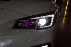  STIのチェリーレッドをイメージして、ピンクのLEDを配置。 