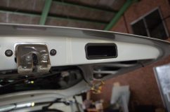 フリードのパワーバックドアの後付施工 もともと純正の取手部分に