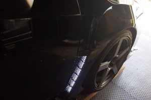 レヴォーグのダミーダクトイルミ施工