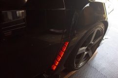 レヴォーグのダミーダクトイルミ施工 後ろ向きだし赤でも良いです。
