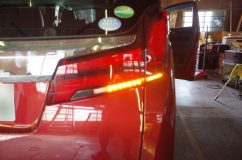 30系アルファードのヘッドライト&テールランプのシーケンシャルウィンカー加工 シーケンシャル化の際にHighPowerチップに交換するため、非常に明るくなります。