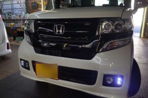 NBOXのデイライト取り付け