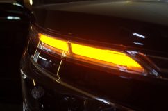 80VOXYのヘッドライト加工~ ウィンカーは今回HighPowerタイプではなく、より粒の細かいものを使用しました。ほとんど面で発光しており、明るさはHighPowerタイプよりも落ちます。