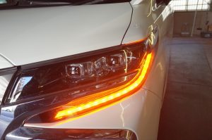 ３０後期アルファードのヘッドライト＆テールランプのシーケンシャル加工