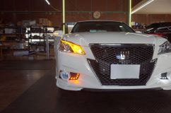210系前期クラウンのデイライト取り付け ウィンカーでスイッチバックします