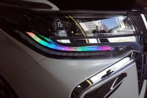 ３０後期アルファードのヘッドライトNeoPixelRGBインストール