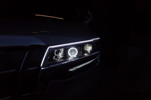 ３０系アルファードのヘッドライト再加工＆各種パーツ取り付け