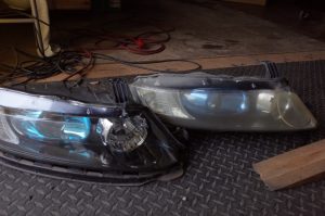 RB1オデッセイのヘッドライト交換