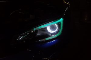 レヴォーグのヘッドライト加工とグリルイルミ＆フットイルミ施工