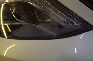 W222前期ベンツのヘッドライト曇り対策
