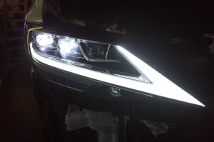 ３０系前期アルファードのLMコンバージョンキット取り付け