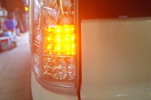 C25セレナのテールランプ加工（シーケンシャル）