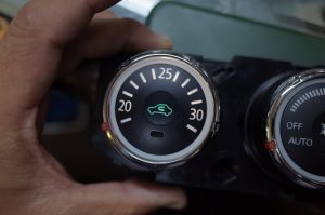 デリカＤ５のエアコンパネルのＬＥＤ色替え