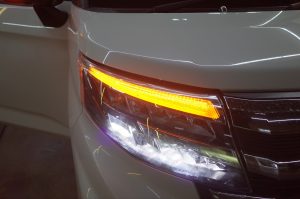 ルーミーのシーケンシャルウィンカー加工