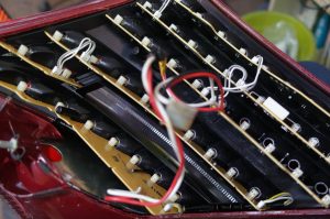ベンツの純正テールランプ修理