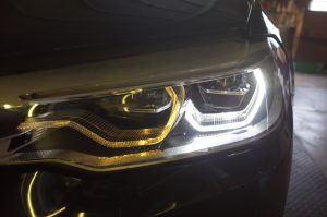 BMW G30 ヘッドライトデイライト修理