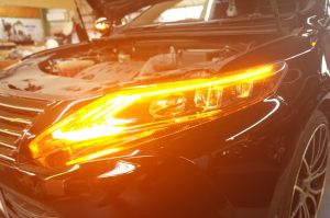 60前期ハリアーのシーケンシャルウィンカー施工