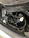 BMW 4シリーズ F34デイライトユニットの内部。LEDチップと配線が露出している。