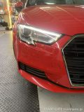 修理後、正常に点灯するAudi A3の右側デイライト。