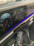 車内メーターパネルに表示されたパーキングランプ不点灯の警告メッセージ