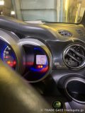 ホンダN-BOXの運転席メーターパネル右側を拡大。走行距離と警告灯の一部が見えるが、サイドブレーキ警告灯は消灯している