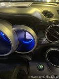 診断機テスト中に点灯したホンダN-BOXのメーターパネル。サイドブレーキ警告灯が正常に点灯している様子