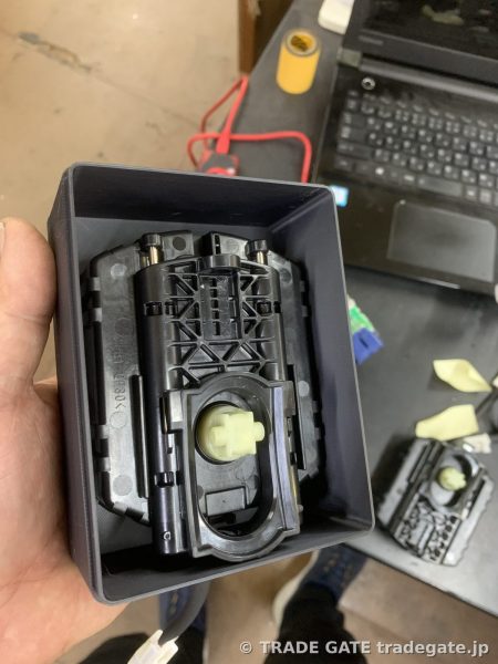 3Dプリンターで制作した専用BOXに収まる移植パーツ
