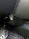 運転席足回りの配線作業箇所